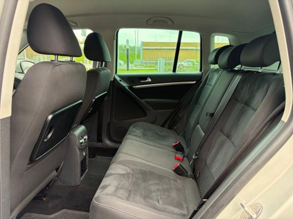 Volkswagen Tiguan I Рестайлинг с пробегом 2012 года, цена 1 495 000 рублей, 107000 км, внедорожник, Автокод Объявления