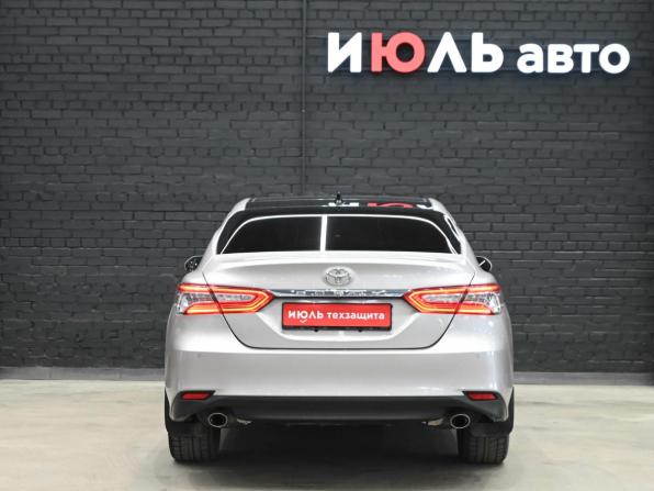 Toyota Camry VIII (XV70) Рестайлинг с пробегом 2022 года, цена 2 690 000 рублей, 157875 км, седан, Автокод Объявления