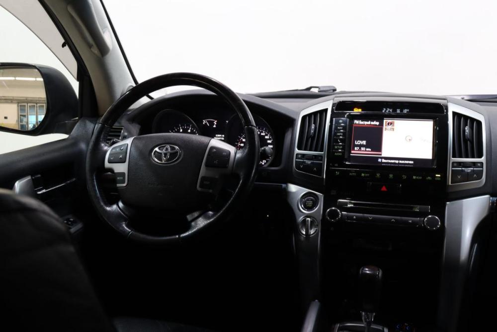 Toyota Land Cruiser 200 Series Рестайлинг 1 Сургут  - изображение 20