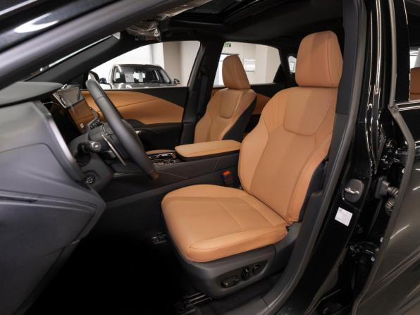 Lexus RX V с пробегом 2026 года, цена 8 400 000 рублей, 17 км, внедорожник, Автокод Объявления