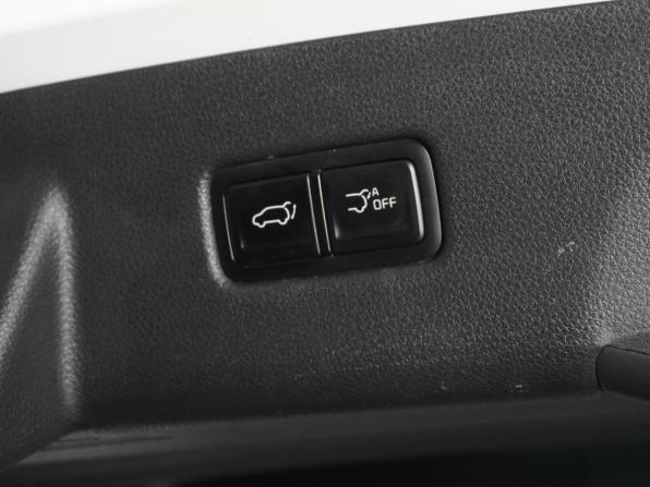 Kia Carnival IV с пробегом 2020 года, цена 3 699 000 рублей, 45046 км, минивэн, Автокод Объявления