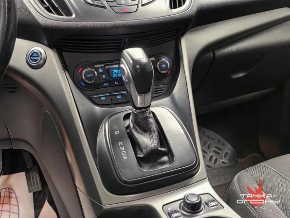 Ford Kuga II с пробегом 2014 года, цена 980 000 рублей, 206000 км, внедорожник, Автокод Объявления