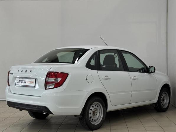 Lada (ВАЗ) Granta I Рестайлинг с пробегом 2024 года, цена 750 000 рублей, 45485 км, седан, Автокод Объявления