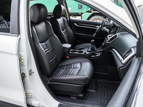 Dongfeng AX7 I с пробегом 2017 года, цена 1 220 000 рублей, 115868 км, внедорожник, Автокод Объявления