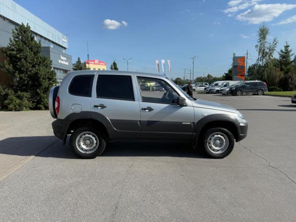 Chevrolet Niva I Рестайлинг с пробегом 2015 года, цена 590 000 рублей, 80000 км, внедорожник, Автокод Объявления