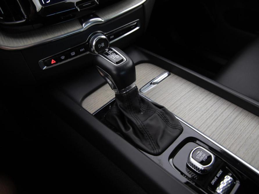 Volvo XC60 II Санкт-Петербург  - изображение 15