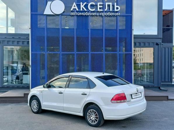 Volkswagen Polo V с пробегом 2012 года, цена 585 000 рублей, 240000 км, седан, Автокод Объявления