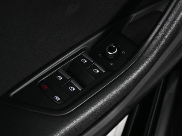 Audi A4 V (B9) с пробегом 2019 года, цена 2 489 000 рублей, 149145 км, универсал, Автокод Объявления