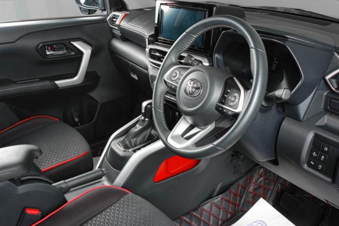 Toyota Raize I с пробегом 2021 года, цена 1 819 000 рублей, 91000 км, внедорожник, Автокод Объявления