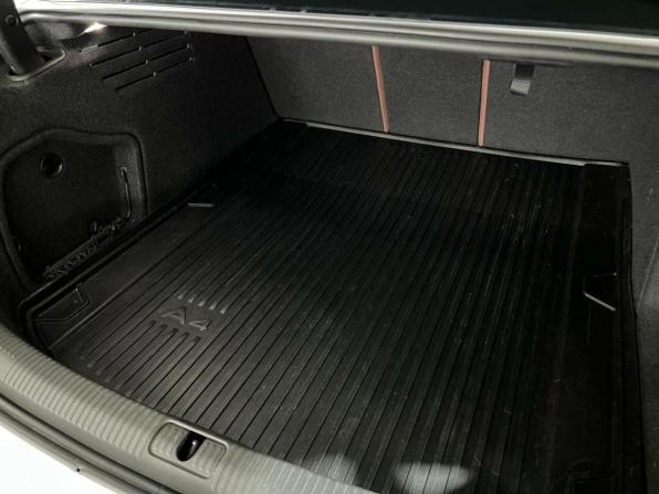 Audi A4 V (B9) Рестайлинг с пробегом 2022 года, цена 3 100 000 рублей, 48000 км, седан, Автокод Объявления