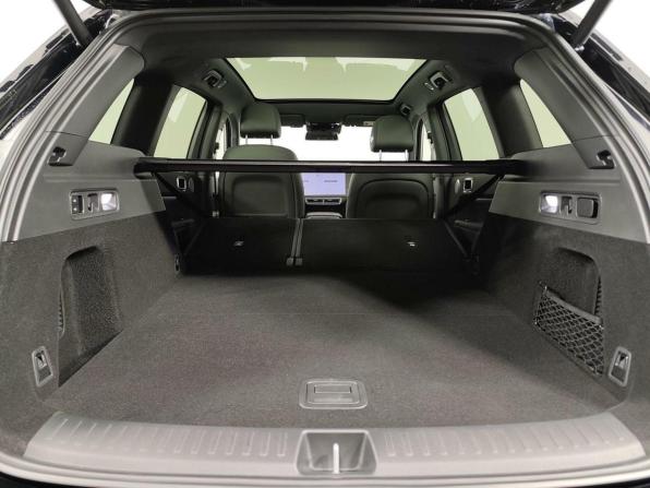 Новый Li Auto (Lixiang) L6 2025 года, цена 8 790 000 рублей, внедорожник, Автокод Объявления