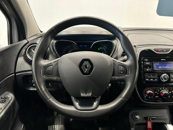 Renault Kaptur I с пробегом 2019 года, цена 1 299 000 рублей, 118476 км, внедорожник, Автокод Объявления