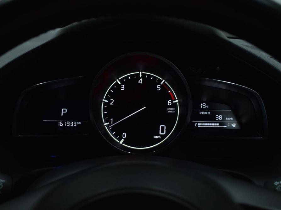 Mazda Axela III Рестайлинг Кемерово  - изображение 13