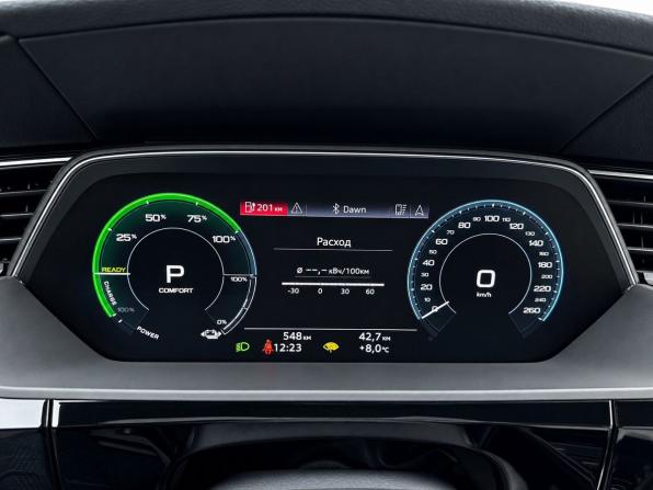 Audi e-tron I с пробегом 2022 года, цена 7 600 000 рублей, 547 км, внедорожник, Автокод Объявления