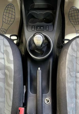 Skoda Fabia II Рестайлинг с пробегом 2010 года, цена 265 000 рублей, 308864 км, хэтчбек, Автокод Объявления