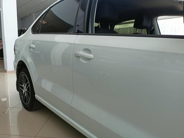 Volkswagen Polo V Рестайлинг с пробегом 2016 года, цена 899 000 рублей, 170000 км, седан, Автокод Объявления