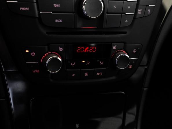 Opel Insignia I с пробегом 2012 года, цена 1 375 000 рублей, 46583 км, лифтбек, Автокод Объявления