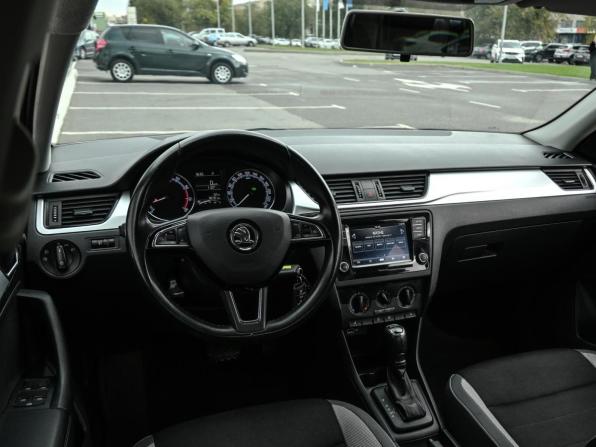 Skoda Rapid I Рестайлинг с пробегом 2019 года, цена 1 409 000 рублей, 88781 км, лифтбек, Автокод Объявления