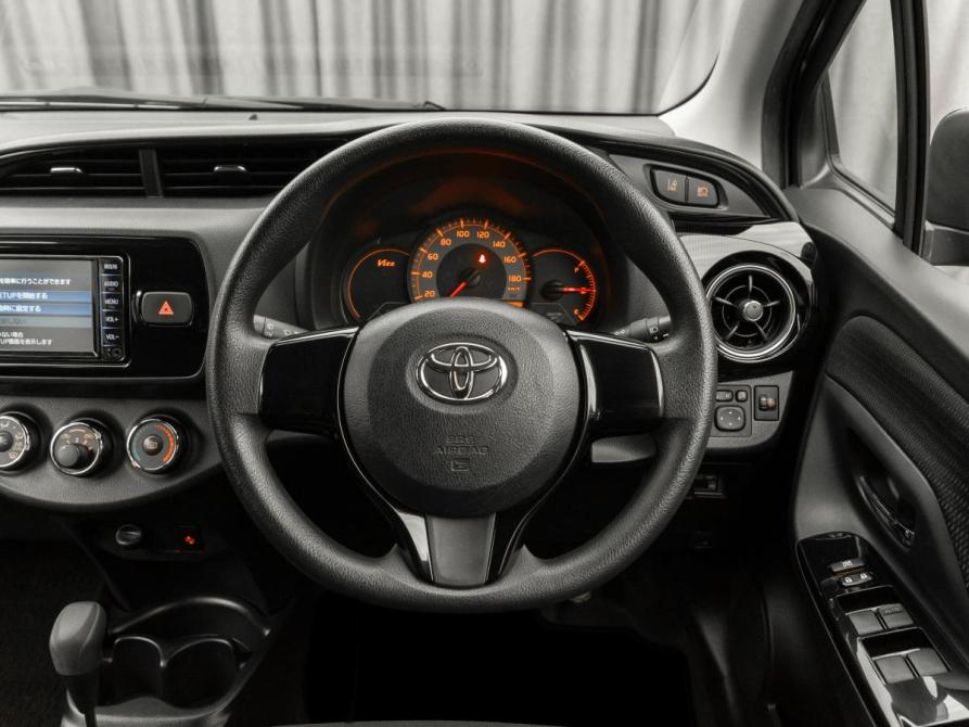 Toyota Vitz III (XP130) Рестайлинг Москва  - изображение 10