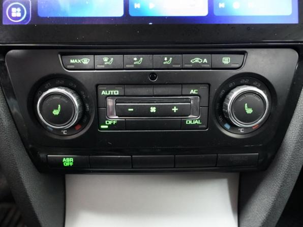 Skoda Octavia II (A5) Рестайлинг с пробегом 2012 года, цена 773 000 рублей, 180000 км, лифтбек, Автокод Объявления