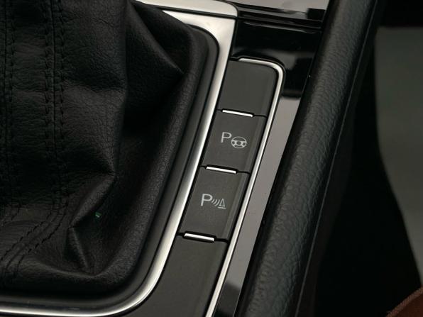 Volkswagen Golf VII с пробегом 2014 года, цена 1 370 000 рублей, 202827 км, хэтчбек, Автокод Объявления