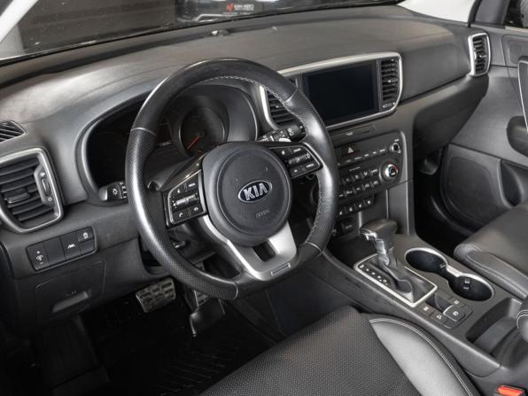 Kia Sportage IV Рестайлинг с пробегом 2021 года, цена 1 989 658 рублей, 118000 км, внедорожник, Автокод Объявления