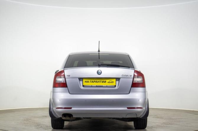Skoda Octavia II (A5) Рестайлинг с пробегом 2012 года, цена 849 000 рублей, 179000 км, лифтбек, Автокод Объявления