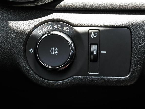 Chevrolet Monza II Рестайлинг с пробегом 2024 года, цена 1 679 000 рублей, 34409 км, седан, Автокод Объявления