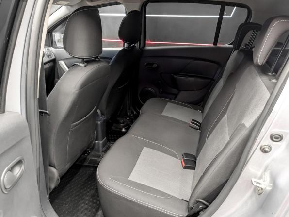 Renault Sandero II Рестайлинг с пробегом 2021 года, цена 1 255 000 рублей, 80311 км, хэтчбек, Автокод Объявления