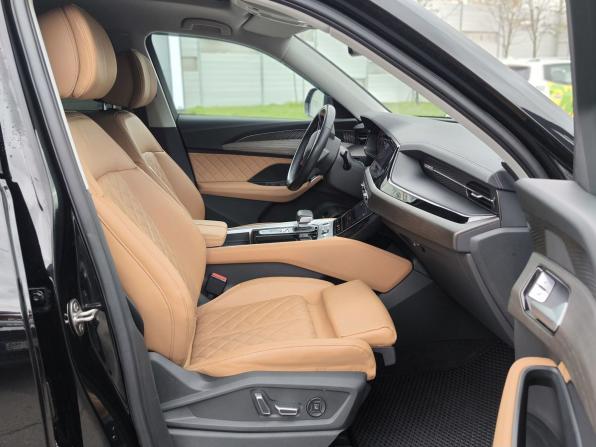 Audi Q6 с пробегом 2024 года, цена 6 800 000 рублей, 25659 км, внедорожник, Автокод Объявления