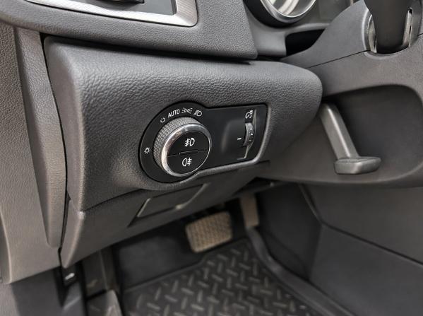 Opel Astra J Рестайлинг с пробегом 2012 года, цена 670 000 рублей, 227252 км, хэтчбек, Автокод Объявления
