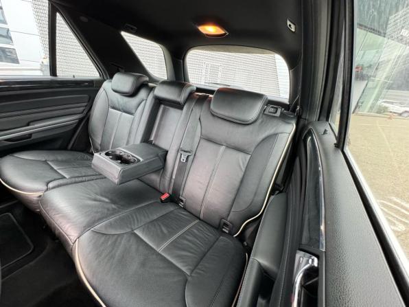 Mercedes-Benz M-Класс II (W164) Рестайлинг с пробегом 2010 года, цена 1 100 000 рублей, 188920 км, внедорожник, Автокод Объявления
