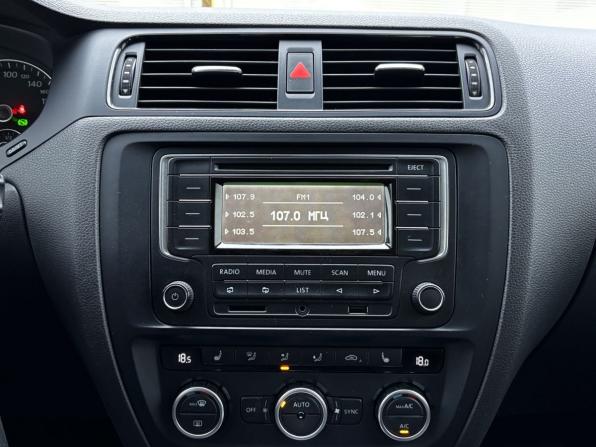 Volkswagen Jetta VI с пробегом 2013 года, цена 985 000 рублей, 235000 км, седан, Автокод Объявления
