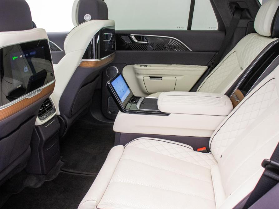 Hongqi E-HS9 Москва  - изображение 9