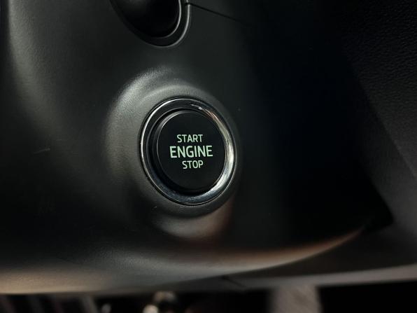 Skoda Octavia III (A7) с пробегом 2016 года, цена 1 645 000 рублей, 153441 км, лифтбек, Автокод Объявления