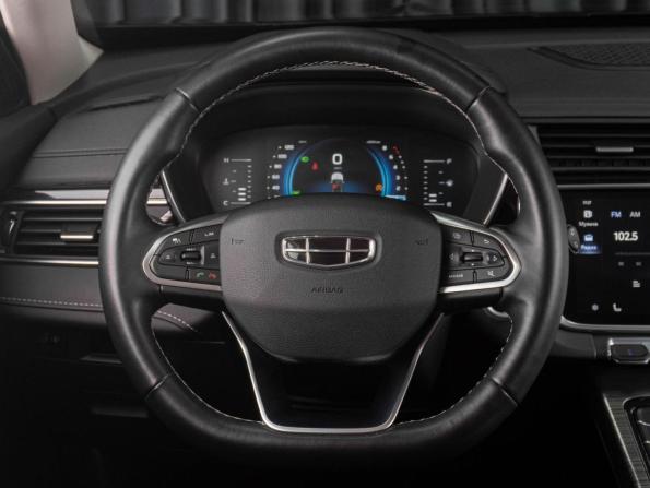 Geely Atlas Pro с пробегом 2023 года, цена 2 099 000 рублей, 48394 км, внедорожник, Автокод Объявления
