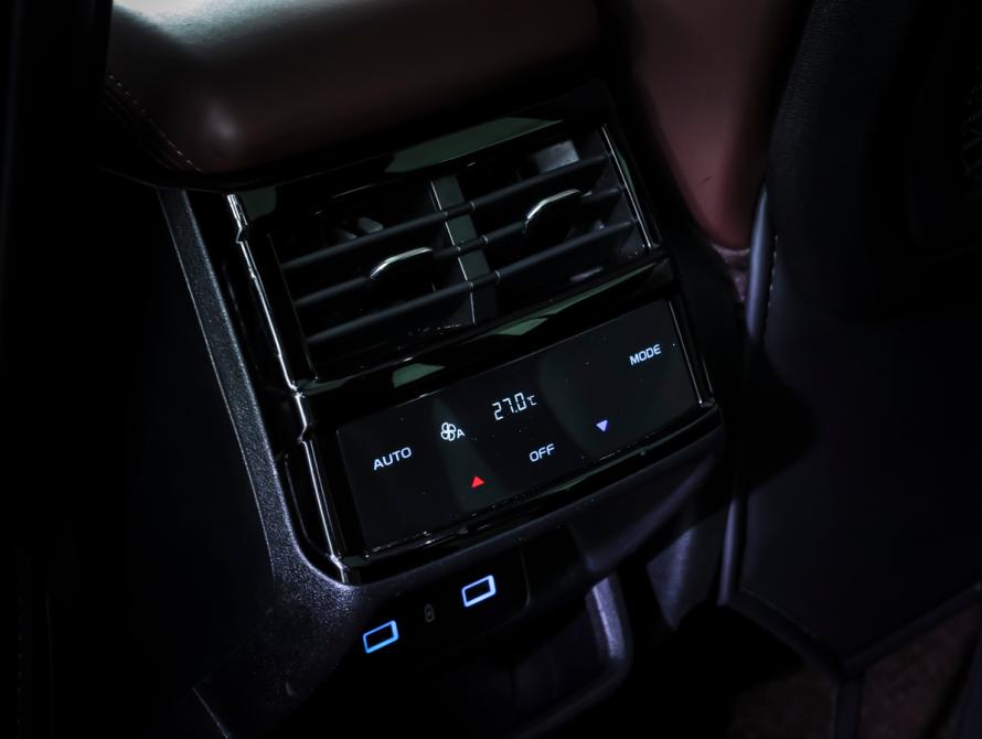 Geely Monjaro I Москва  - изображение 12