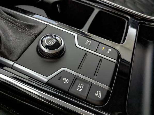 Kia Sorento IV с пробегом 2023 года, цена 4 510 000 рублей, 36152 км, внедорожник, Автокод Объявления