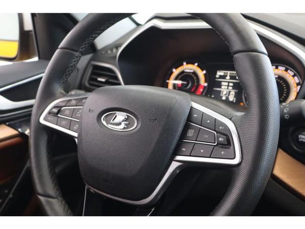 Lada (ВАЗ) Vesta I Рестайлинг (NG) с пробегом 2024 года, цена 1 281 000 рублей, 73901 км, универсал, Автокод Объявления