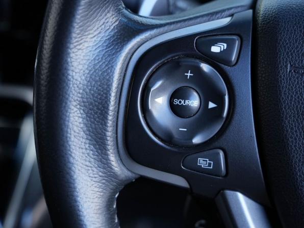 Honda Stepwgn V Рестайлинг с пробегом 2019 года, цена 2 400 000 рублей, 106845 км, минивэн, Автокод Объявления