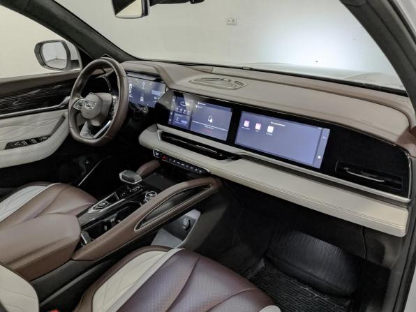 Geely Monjaro I с пробегом 2023 года, цена 2 865 000 рублей, 97147 км, внедорожник, Автокод Объявления