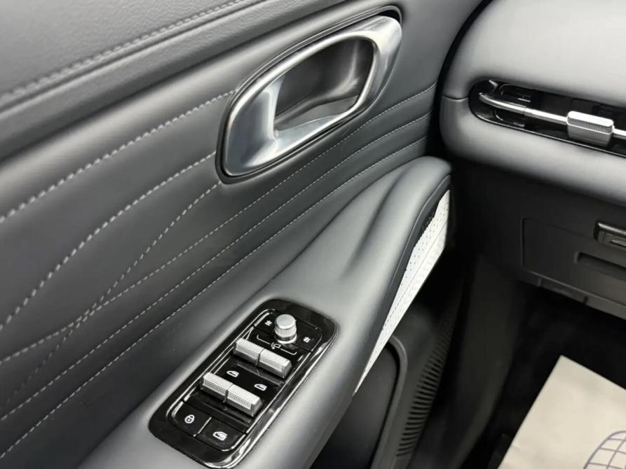 Geely Galaxy Starship 7 Воронеж  - изображение 9
