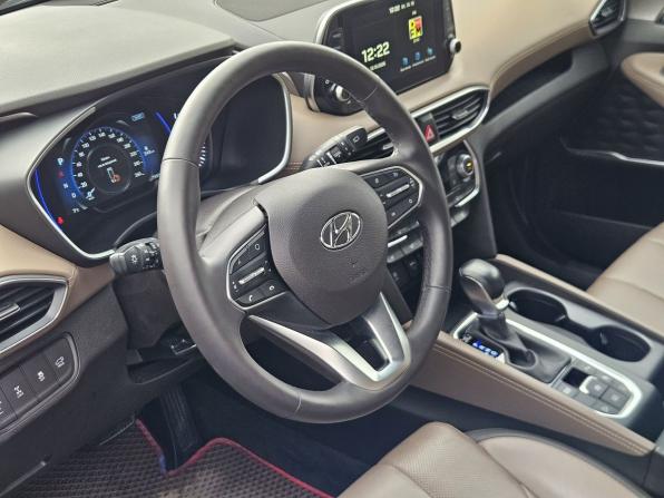 Hyundai Santa Fe IV с пробегом 2019 года, цена 2 960 000 рублей, 76000 км, внедорожник, Автокод Объявления