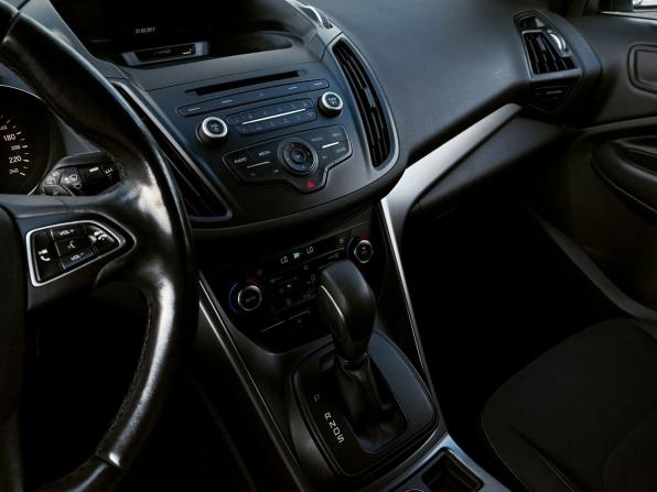 Ford Kuga II Рестайлинг с пробегом 2017 года, цена 1 949 000 рублей, 67408 км, внедорожник, Автокод Объявления