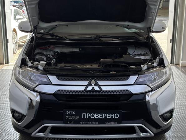 Mitsubishi Outlander III Рестайлинг 3 с пробегом 2019 года, цена 2 400 000 рублей, 105500 км, внедорожник, Автокод Объявления