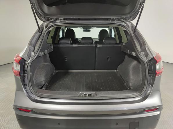 Nissan Qashqai II Рестайлинг с пробегом 2022 года, цена 2 250 000 рублей, 61156 км, внедорожник, Автокод Объявления