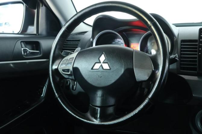 Mitsubishi Lancer X с пробегом 2008 года, цена 1 009 000 рублей, 172000 км, седан, Автокод Объявления