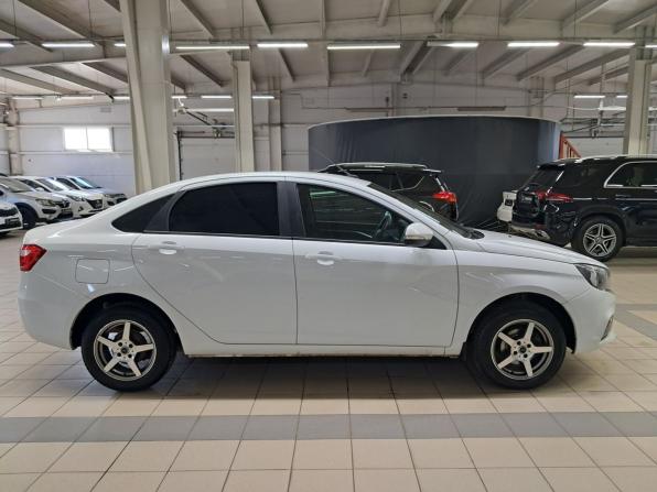 Lada (ВАЗ) Vesta I с пробегом 2018 года, цена 555 000 рублей, 225300 км, седан, Автокод Объявления