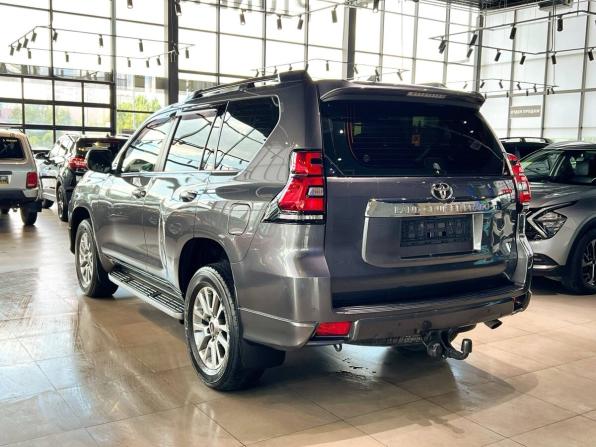 Toyota Land Cruiser Prado 150 Series Рестайлинг 2 с пробегом 2019 года, цена 5 900 000 рублей, 136921 км, внедорожник, Автокод Объявления