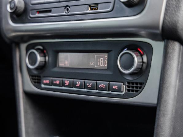 Volkswagen Polo V Рестайлинг с пробегом 2017 года, цена 1 078 000 рублей, 191352 км, седан, Автокод Объявления
